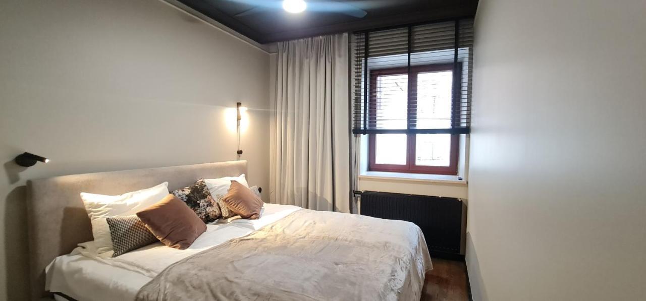 Entu Apartamenty Odrzanska Breslávia Exterior foto